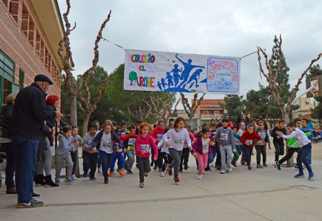 El 'Día de la Paz', de lo más deportivo y solidario en los colegios 'El Parque' y 'Vista Alegre' - 1, Foto 1