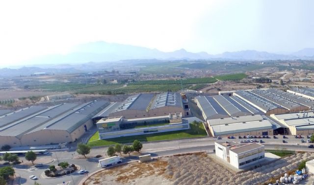 El Ayuntamiento torreño oferta dos cursos con compromiso de contratación en Crown Food - 1, Foto 1