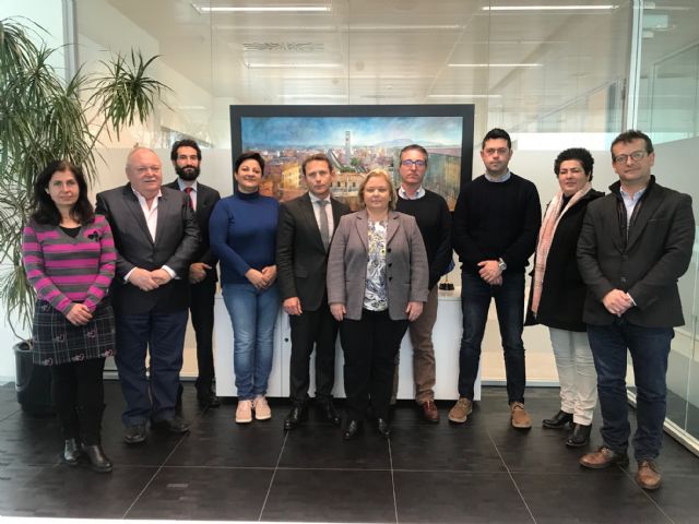El alcalde de Torre Pacheco recibió en el Ayuntamiento a la presidenta de COEC Cartagena - 1, Foto 1