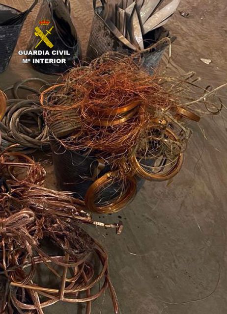 La Guardia Civil desmantela un grupo delictivo dedicado a la sustracción de transformadores agrícolas - 5, Foto 5