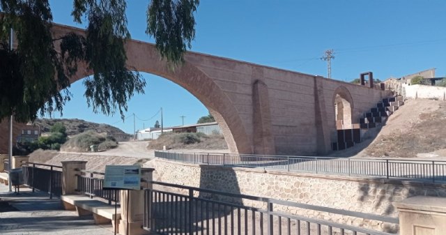 Finalizan las obras de restauración del Arco de las Ollerías, Fuente de San Pedro y su entorno
