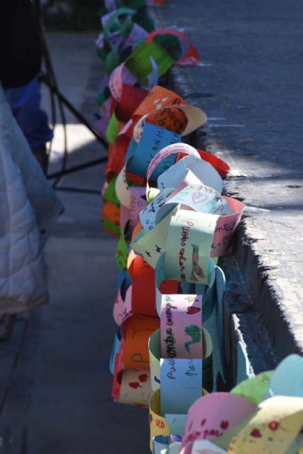 Los escolares de Calasparra se concentran con motivo del Día de la No Violencia y la Paz - 1, Foto 1