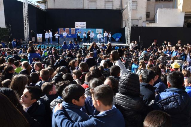 Los escolares de Calasparra se concentran con motivo del Día de la No Violencia y la Paz - 2, Foto 2