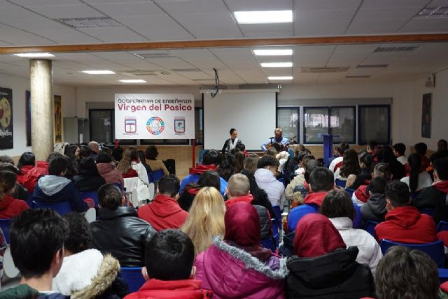 El flamenco llega a los escolares del Virgen del Pasico de la mano de Lo Ferro - 5, Foto 5