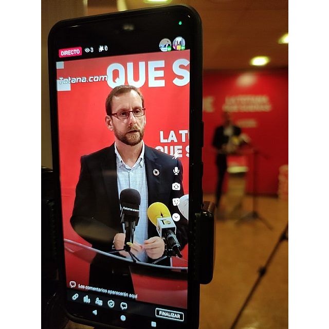 La Delegada del Gobierno se reúne con vecinos de los Sifones y con el PSOE de Totana para tratar la problemática del terraplén del AVE - 3, Foto 3