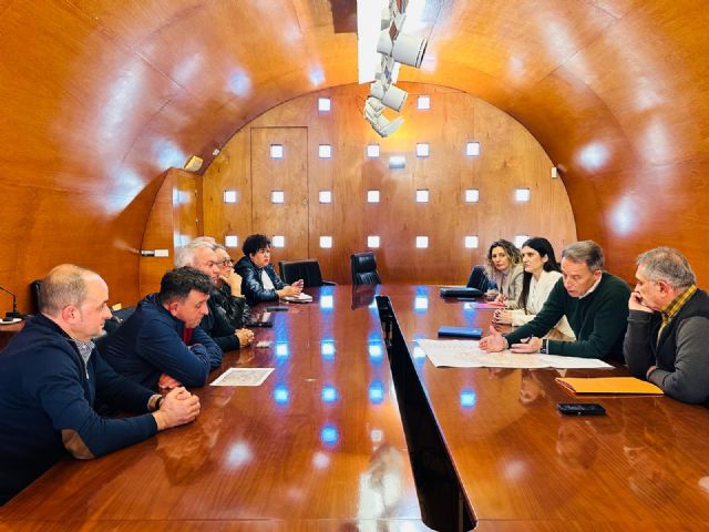 El alcalde de Lorca continúa su ronda de contactos para informar a los vecinos sobre los proyectos de plantas de biogás en el municipio - 2, Foto 2