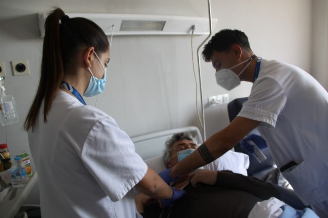 925 estudiantes completan su formación en los hospitales Vithas de la Comunidad Valenciana - 1, Foto 1