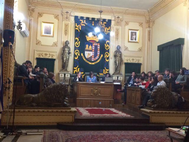 Aprobadas mociones sobre memoria histórica y contra la remodelación de las enseñanzas de los centros de educación de adultos - 1, Foto 1