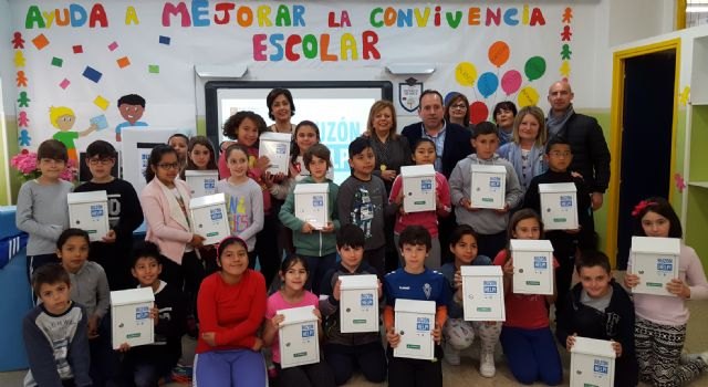 La Comunidad implanta más de 600 buzones en los centros para mejorar la convivencia escolar - 1, Foto 1