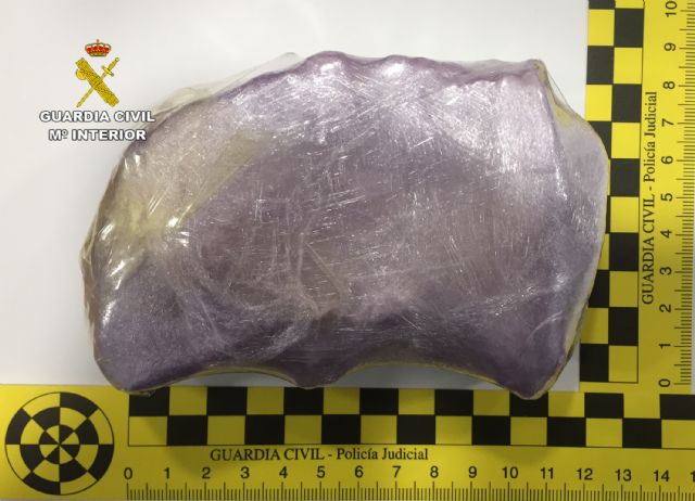 La Guardia Civil detiene a un conductor con 200 gramos de cocaína de gran pureza en su poder - 3, Foto 3