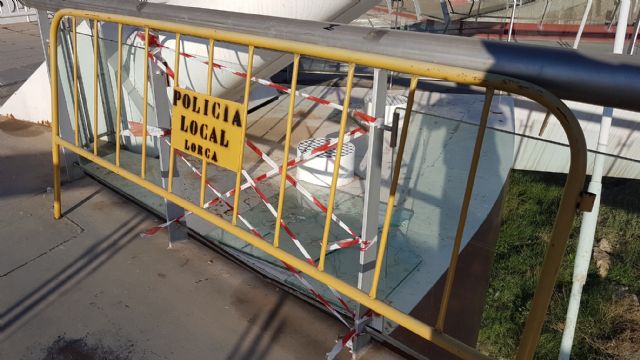 El PSOE solicita la limpieza del tramo urbano del río Guadalentín a su paso por Lorca y el adecentamiento del entorno de la Pasarela de cara a Semana Santa - 5, Foto 5