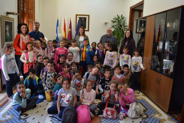 Los alumnos del Joaquín Tendero visitan el Ayuntamiento - 1, Foto 1