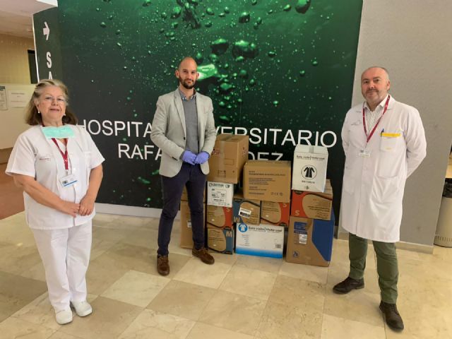 El Ayuntamiento de Lorca hace entrega de diferente material sanitario para los profesionales del hospital Rafael Méndez - 1, Foto 1