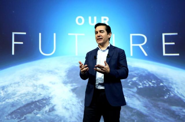 Carlos Torres Vila: Tenemos que dar un paso al frente para ayudar a la sociedad - 1, Foto 1