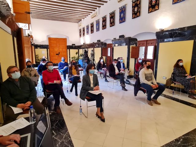 El Ayuntamiento de Caravaca aprueba de forma definitiva el nombramiento de Alfonso López Rueda, presidente del Grupo Reina, como ´Hijo Predilecto de la Ciudad´ - 2, Foto 2