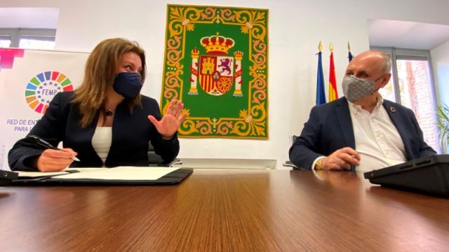 La FEMP y Salvamento y Socorrismo acuerdan promover un marco jurídico básico de seguridad acuática en todo el Estado - 1, Foto 1