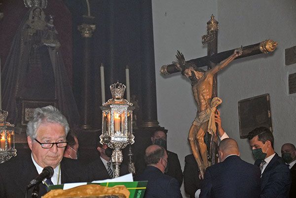 Vía Crucis interno con el Cristo de la Vera-cruz en la Real Ermita de San Gregorio de Osset de Alcalá del Río - 3, Foto 3