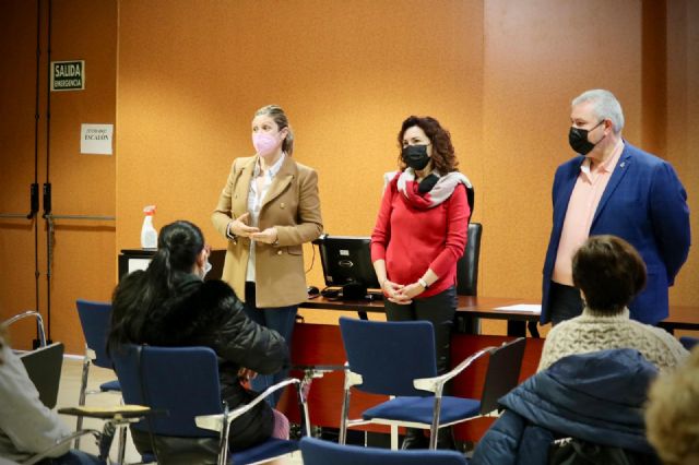 15 personas en riesgo de exclusión social mejorarán su empleabilidad gracias al proyecto impulsado por los servicios de Empleo y Vivienda - 1, Foto 1