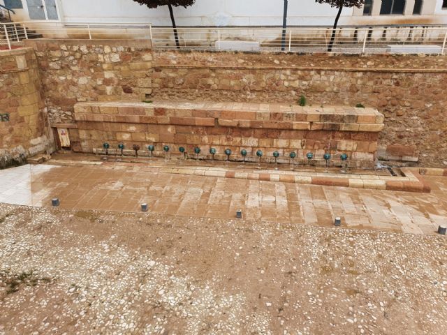 El Ayuntamiento de Lorca supervisa los trabajos de achique de agua acumulada en las últimas semanas en la Fuente del Oro debido al episodio de lluvias persistentes - 1, Foto 1