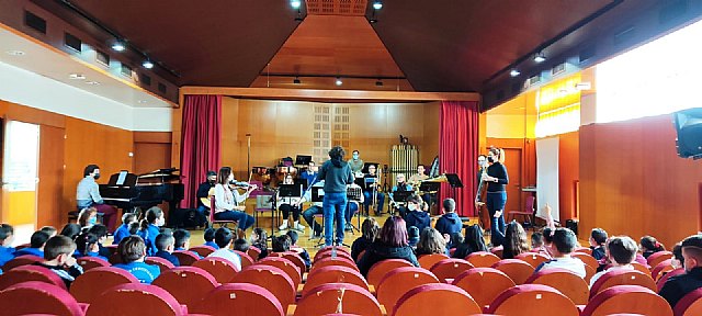 Campaña promocional de la Escuela Municipal de Música y Conservatorio - 1, Foto 1