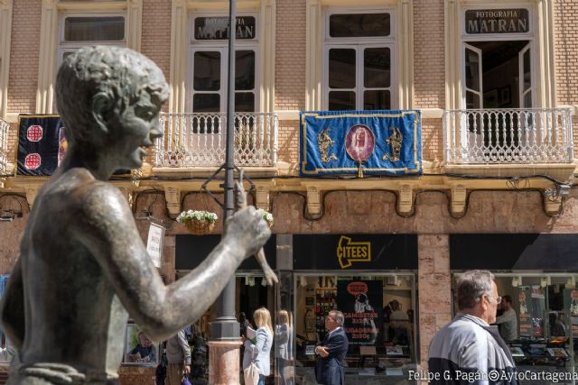 Once balcones participan en el VIII Concurso de Embellecimiento de Balcones y Fachadas de Semana Santa - 1, Foto 1
