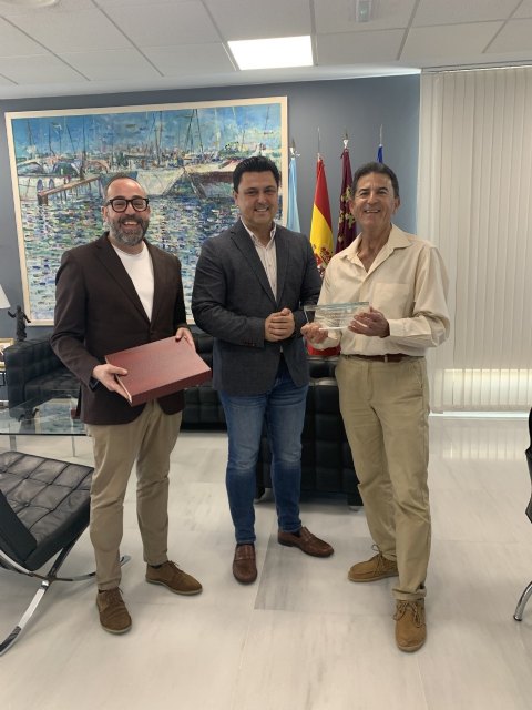 Despedida por jubilación al director del colegio La Paz, de San Javier - 1, Foto 1