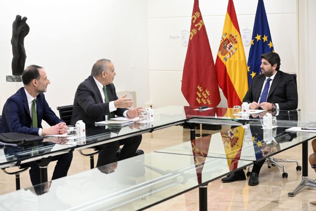 Mario Ruiz-Tagle, CEO de Iberdrola España, visita al presidente de la Región de Murcia, López Miras - 2, Foto 2