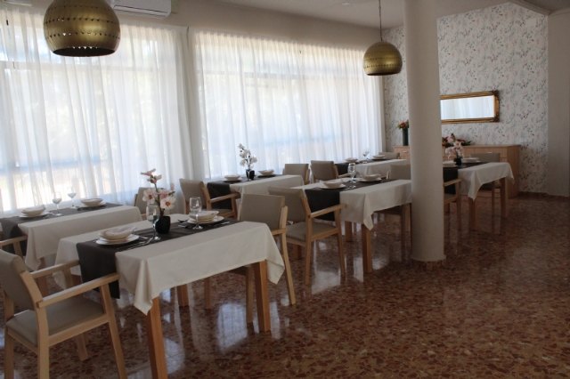 El Gobierno municipal destaca la paulatina normalización y mejora del servicio tras dos meses de la nueva adjudicación del contrato en la residencia “La Purísima” - 1, Foto 1