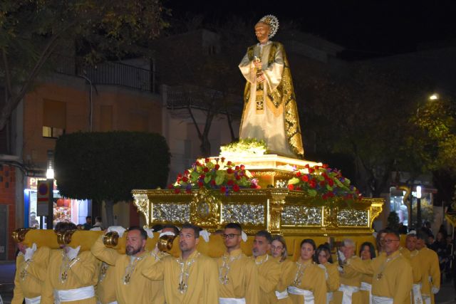 La solemnidad de la procesión del Santo Entierro inunda las calles de Las Torres de Cotillas - 2, Foto 2