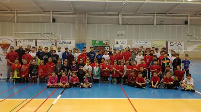 Cerca de 100 jóvenes participan en la tercera jornada del campeonato regional interescuelas de bádminton - 3, Foto 3