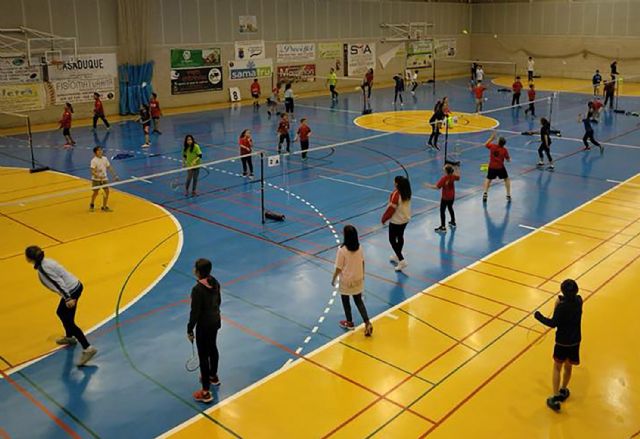 Cerca de 100 jóvenes participan en la tercera jornada del campeonato regional interescuelas de bádminton - 4, Foto 4
