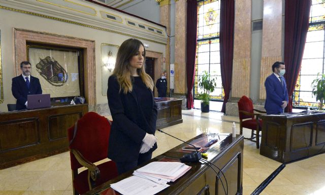 El Pleno de Murcia guarda un minuto de silencio por los fallecidos a causa del COVID-19 - 3, Foto 3