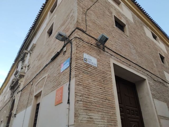 Cultura certifica a Huermur la ilegalidad de las placas inteligentes colocadas en calles del Centro Histórico - 4, Foto 4