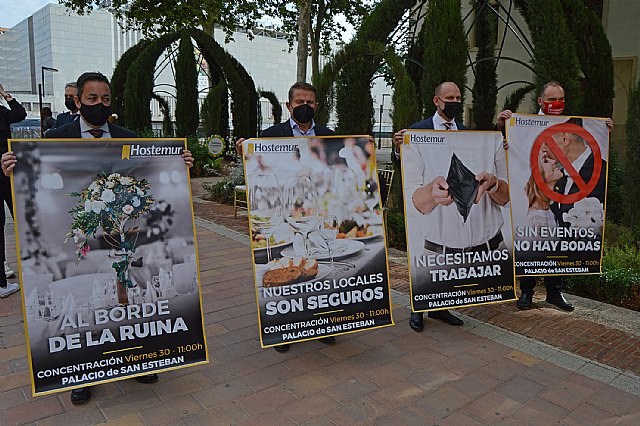 Una boda a las puertas de San Esteban para reclamar más aforo en el interior de los salones de celebraciones - 5, Foto 5