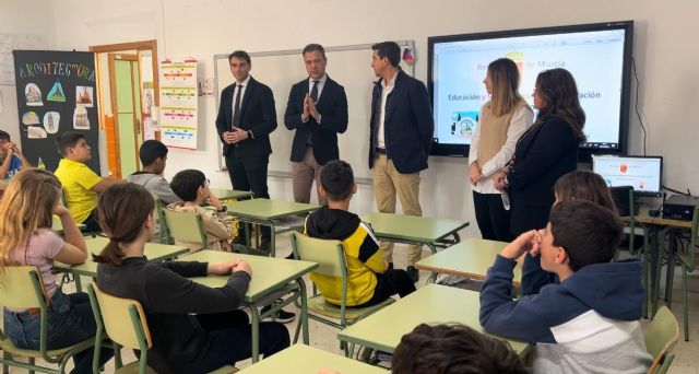 Escolares de Blanca participan en un proyecto educativo para desarrollar el carácter solidario - 1, Foto 1