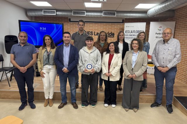 Más de 50 empresas, el Ayuntamiento y toda la comunidad educativa se unen en las III Jornadas de FP del IES La Florida - 2, Foto 2