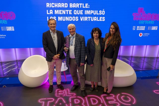 Richard Bartle, pionero en mundos virtuales y videojuegos masivos en línea, protagoniza ´El Tardeo de Madrid in Game´ en la sede de Vodafone - 2, Foto 2