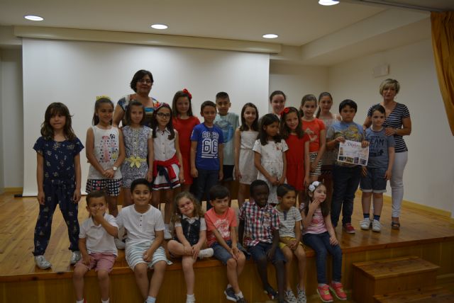 Los alumnos del taller de dibujo y pintura Pint-Art reciben sus diplomas de fin de curso - 1, Foto 1