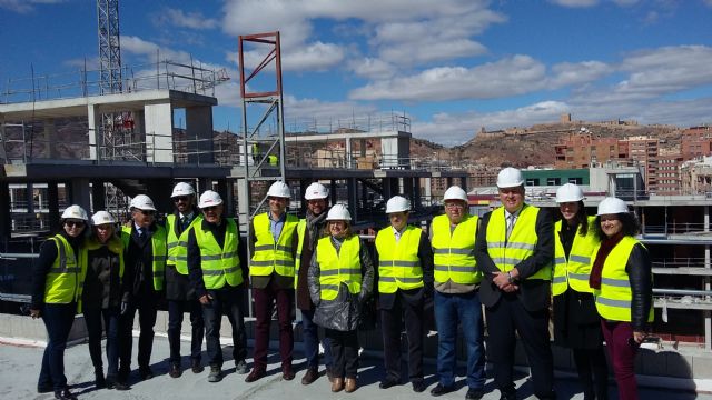 El Ayuntamiento aplica la Ley de Sustitución para impulsar la reconstrucción de las 327 viviendas del Residencial San Mateo y el Nuevo Barrio de San Fernando - 1, Foto 1