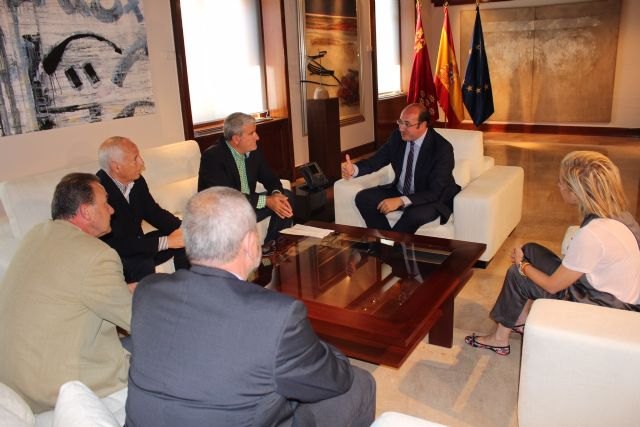 El Gobierno regional y el sector agrario analizarán en próximas reuniones la mejora del seguro ganadero - 1, Foto 1