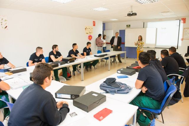 El Programa Conecta de la ADLE prepara a 18 alumnos para obtener el título de la ESO - 4, Foto 4