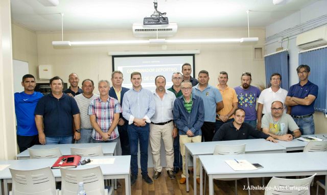 Los nuevos coordinadores deportivos reciben sus diplomas - 1, Foto 1