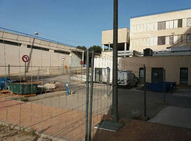 El PSOE denuncia problemas de accesibilidad en la farmacia hospitalaria de Rafael Méndez - 3, Foto 3