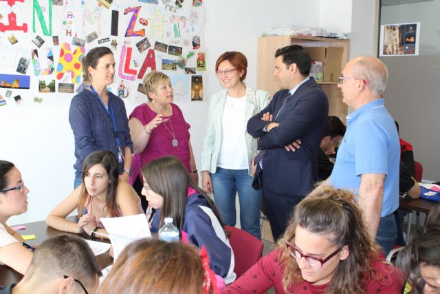 La alcaldesa y el director del SEF visitan los diferentes programas de empleo del municipio - 4, Foto 4