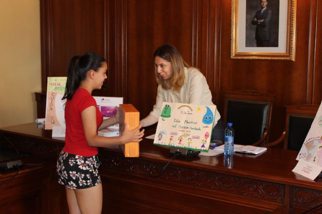 Entregados los premios del VIII Concurso Escolar de Carteles del Día Mundial del Medio Ambiente - 2, Foto 2