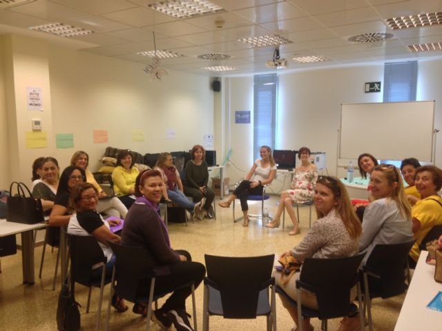 Arranca en Cartagena un grupo de búsqueda de empleo formado únicamente por paradas de larga duración - 1, Foto 1