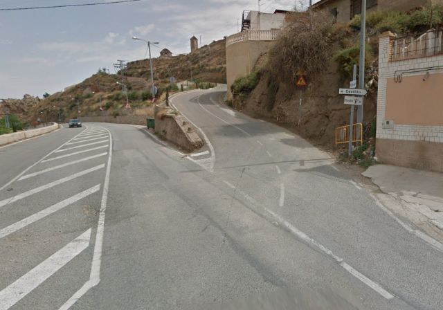 El PSOE preocupado por la paralización del proyecto de construcción de una rotonda para mejorar el acceso al Castillo desde la carretera de La Parroquia - 1, Foto 1
