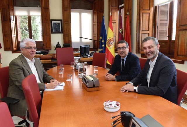 El rector pide a Podemos y a todos los partidos de la Región que sean cómplices de los proyectos de la UMU - 2, Foto 2