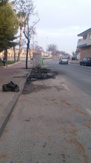 La Policía identifica a un vecino como presunto autor del incendio de contenedores - 2, Foto 2