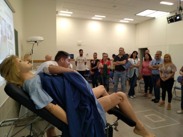 El nuevo simulador de partos, principal atracción de las jornadas de puertas abiertas de UCAM Cartagena - 1, Foto 1